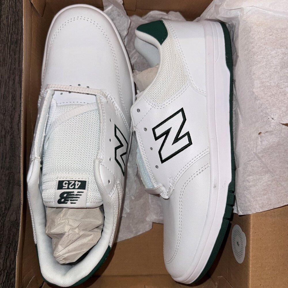 New Balance Numeric 425